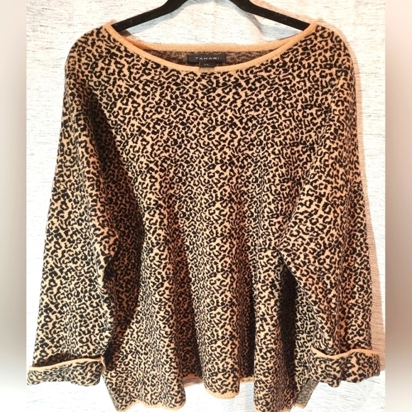 Tahari 2XL Leopard Print 3/4 Sleeve Stretch Knit Cuffed Sleeves - Picture 1 of 6